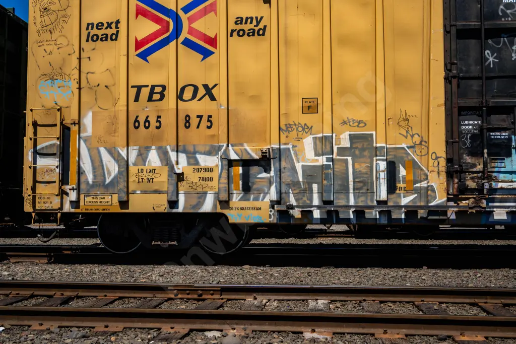 TBOX665875 - NORTH-AMERICA