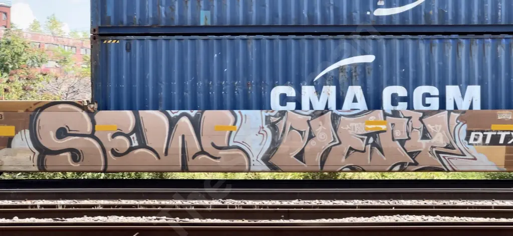 DTTX727127 - NORTH-AMERICA