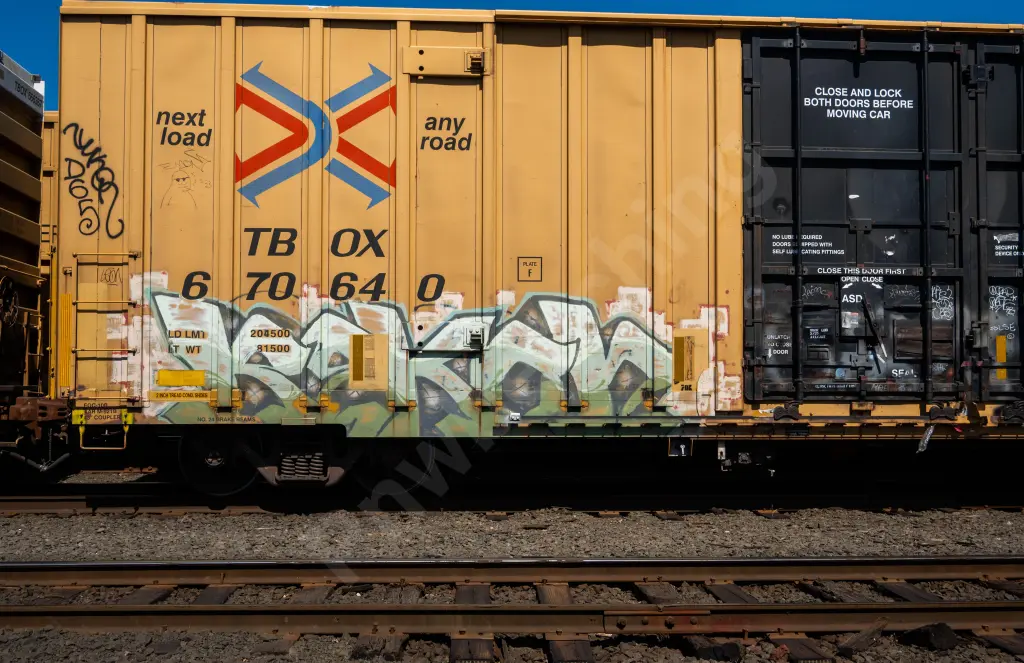 TBOX670640 - NORTH-AMERICA