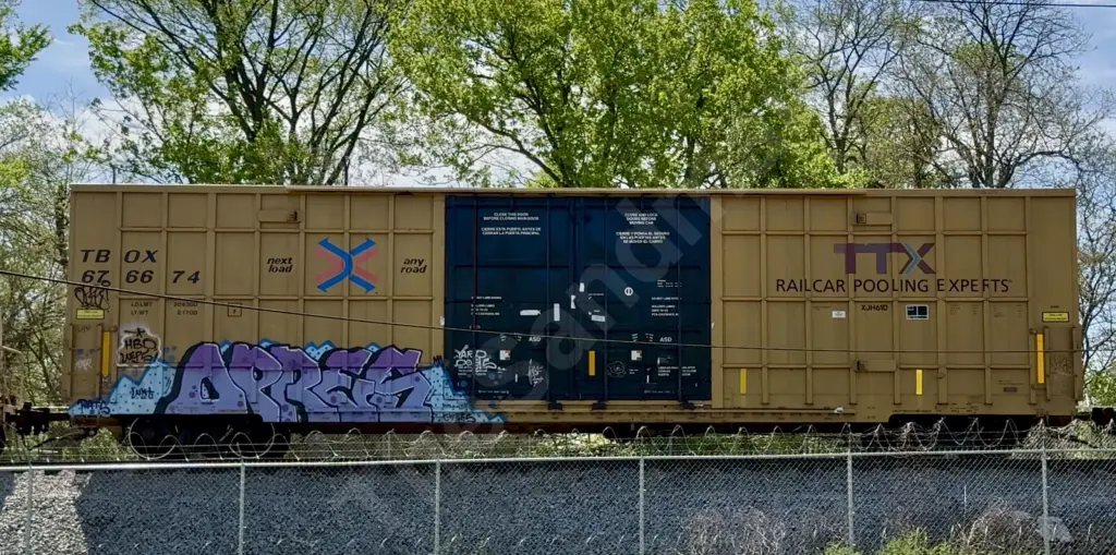 TBOX676674 - NORTH-AMERICA