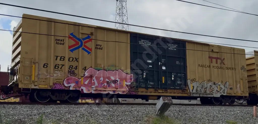 TBOX667844 - NORTH-AMERICA