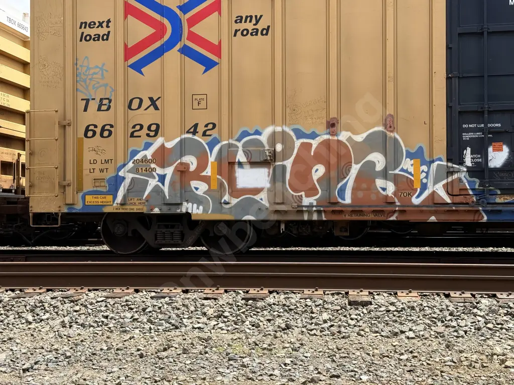 TBOX662942 - NORTH-AMERICA