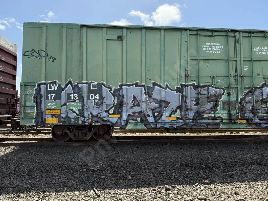 LW171304 - NORTH-AMERICA