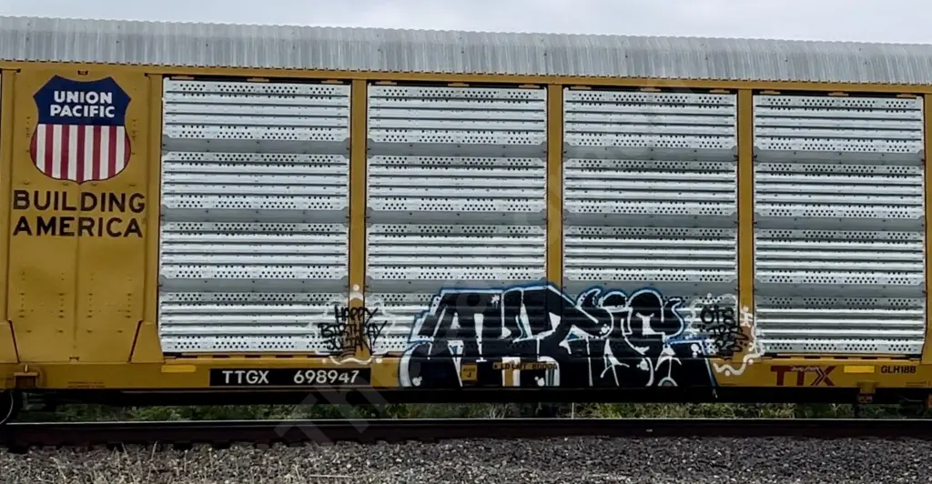 TTGX698947 - NORTH-AMERICA