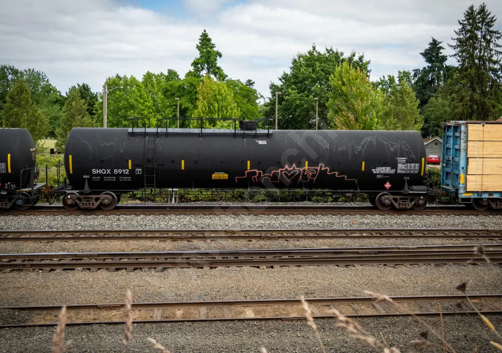 SHQX5912 - NORTH-AMERICA