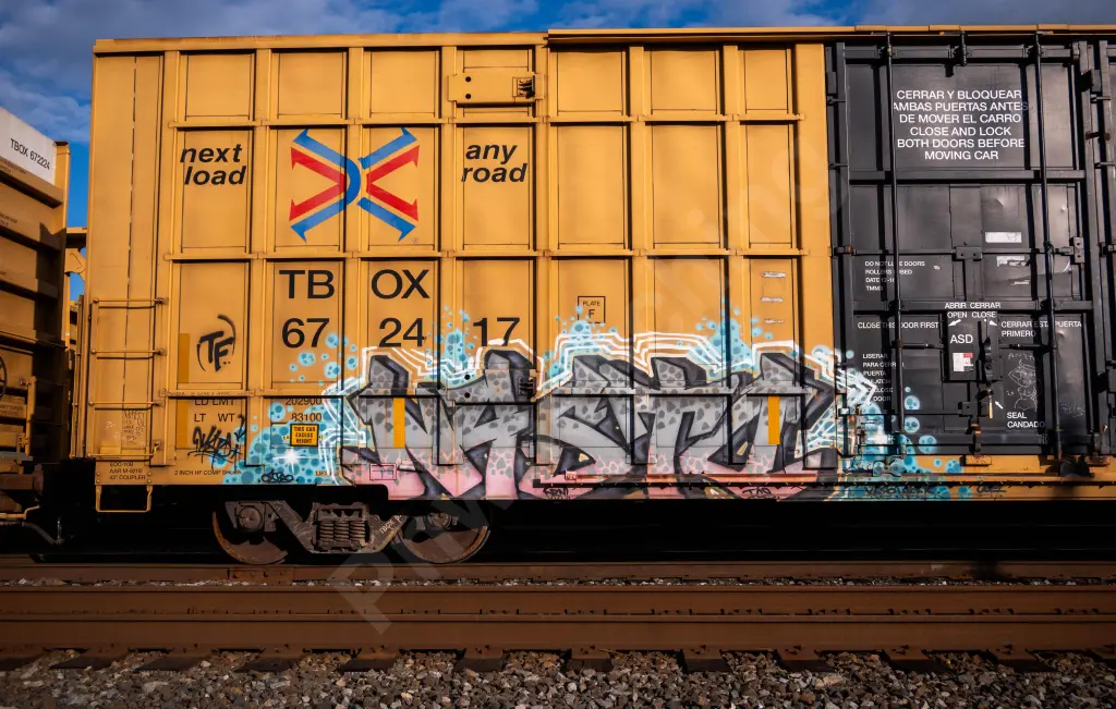 TBOX672417 - NORTH-AMERICA