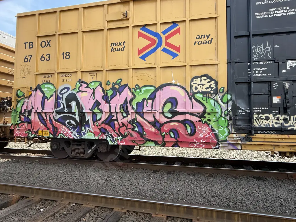 TBOX676318 - NORTH-AMERICA