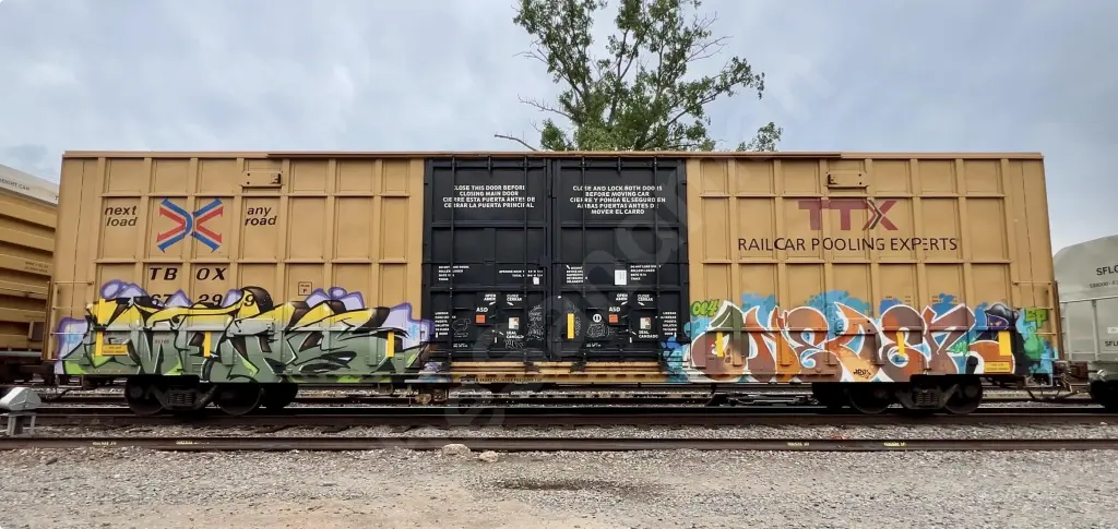 TBOX672995 - NORTH-AMERICA