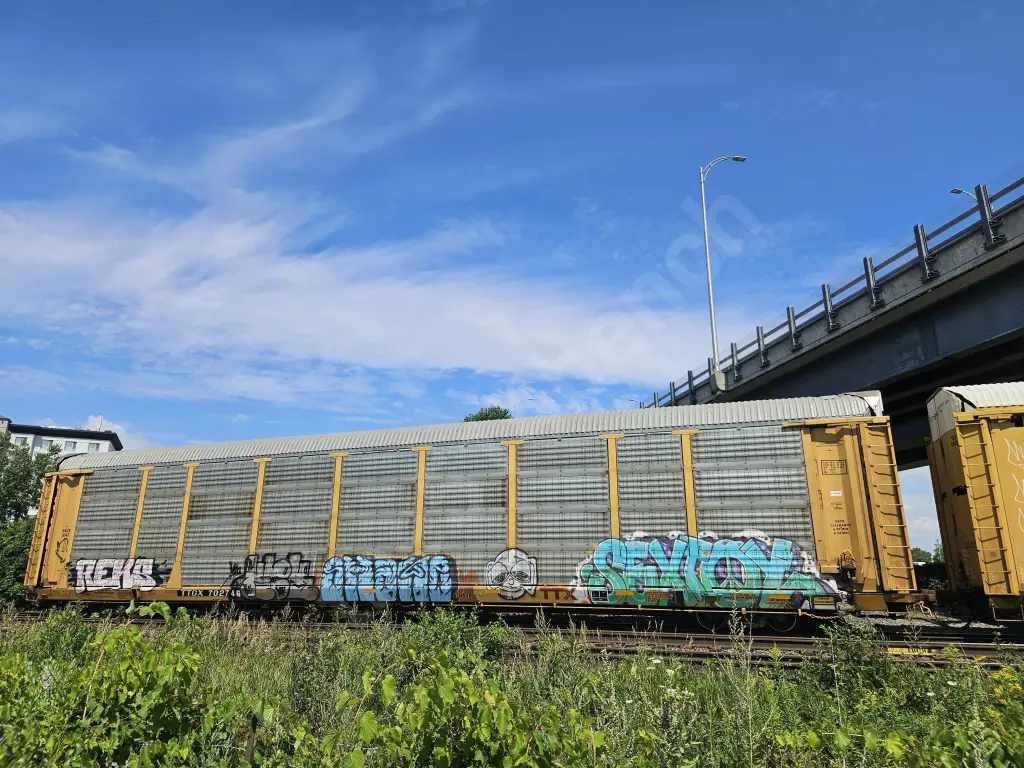 TTGX702746 - NORTH-AMERICA