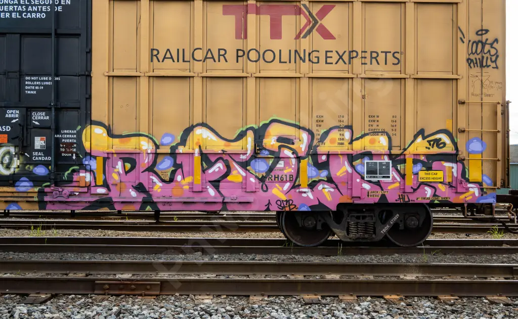 TBOX673829 - NORTH-AMERICA