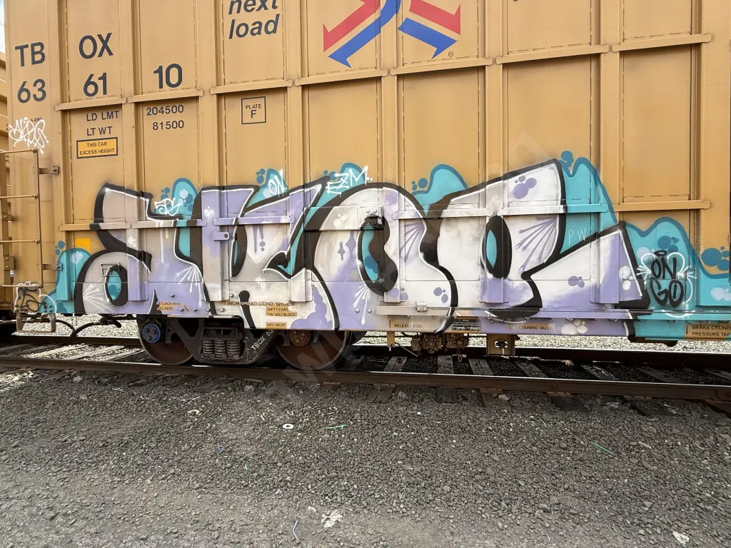 TBOX636110 - NORTH-AMERICA