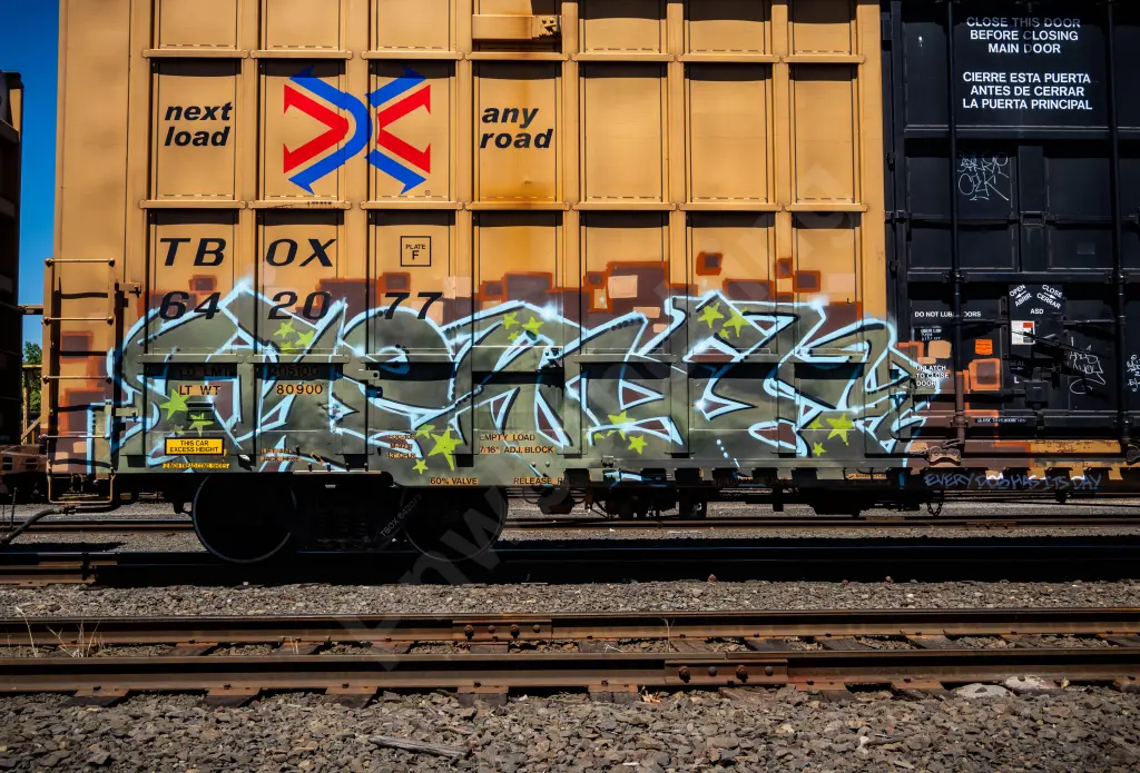 TBOX642077 - NORTH-AMERICA
