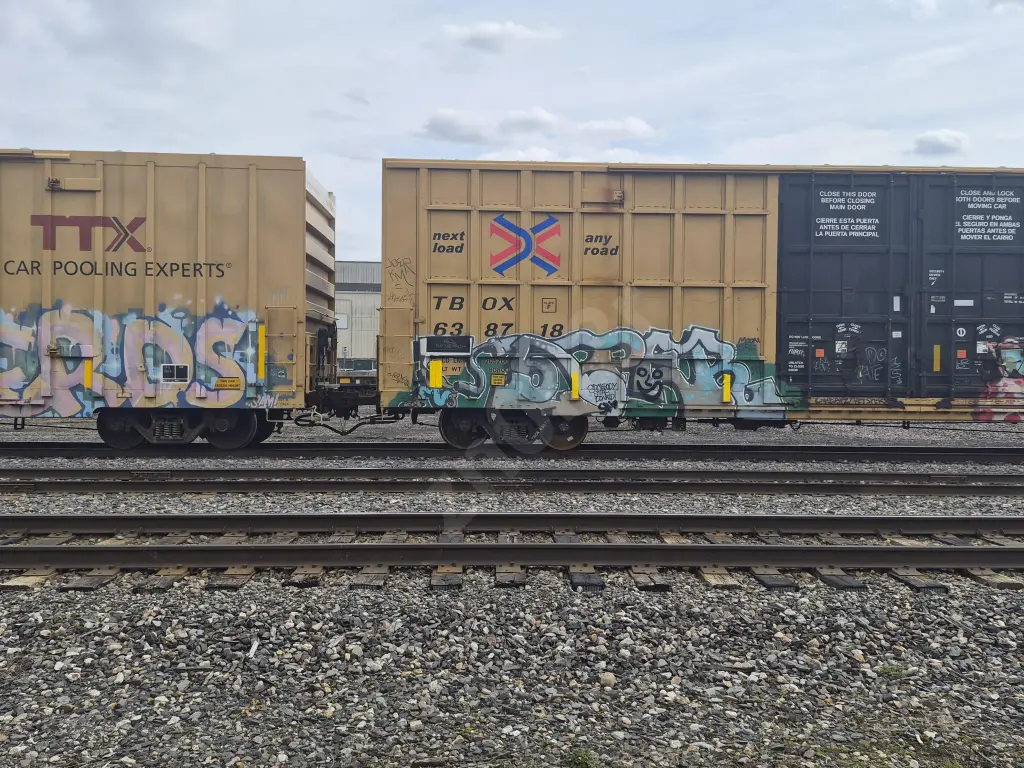 TBOX638718 - NORTH-AMERICA