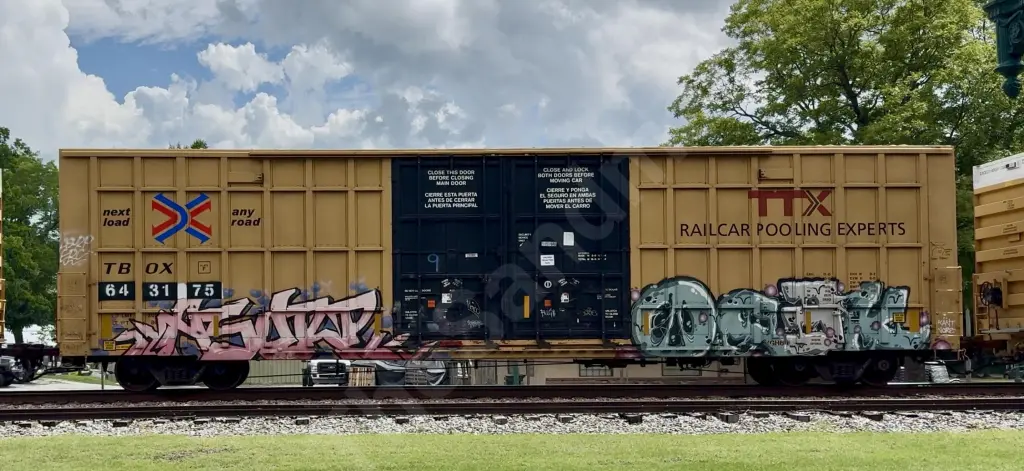 TBOX643175 - NORTH-AMERICA