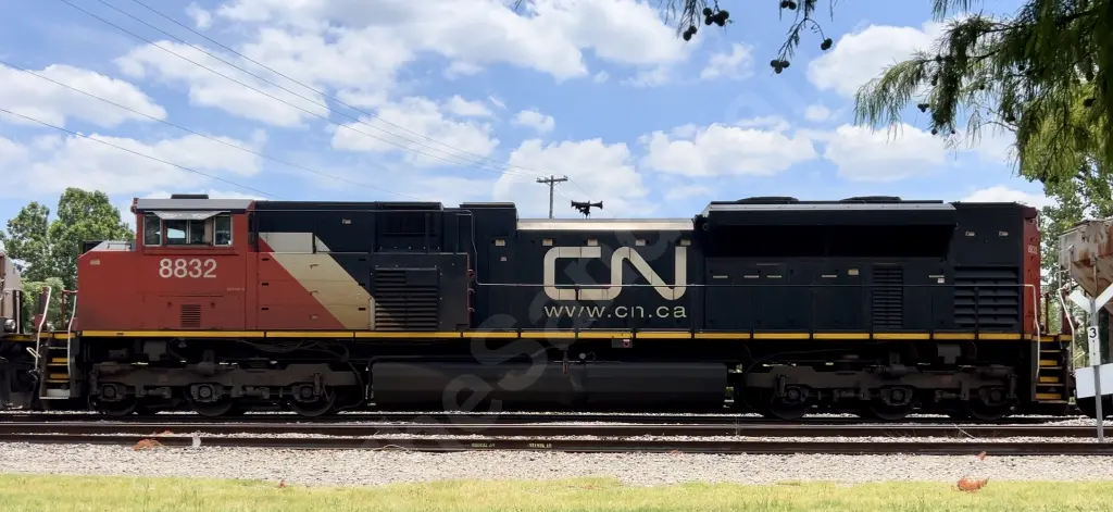 CN8832 - NORTH-AMERICA