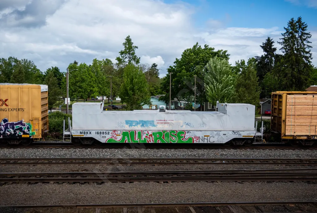 MBKX168852 - NORTH-AMERICA