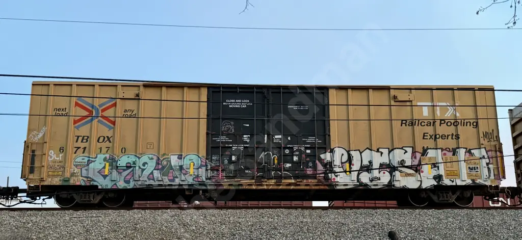 TBOX671170 - NORTH-AMERICA