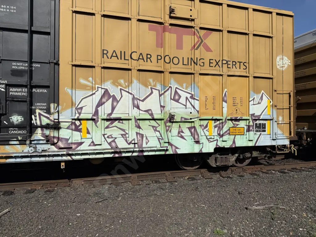 TBOX671895 - NORTH-AMERICA