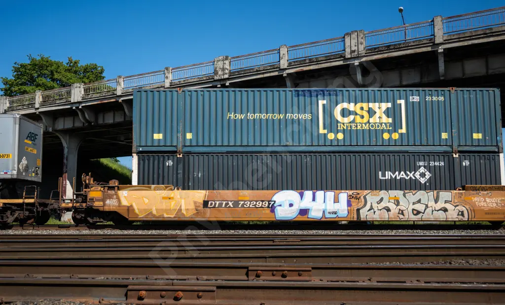 DTTX732997 - NORTH-AMERICA