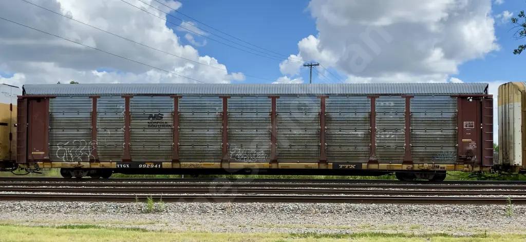 TTGX992941 - NORTH-AMERICA