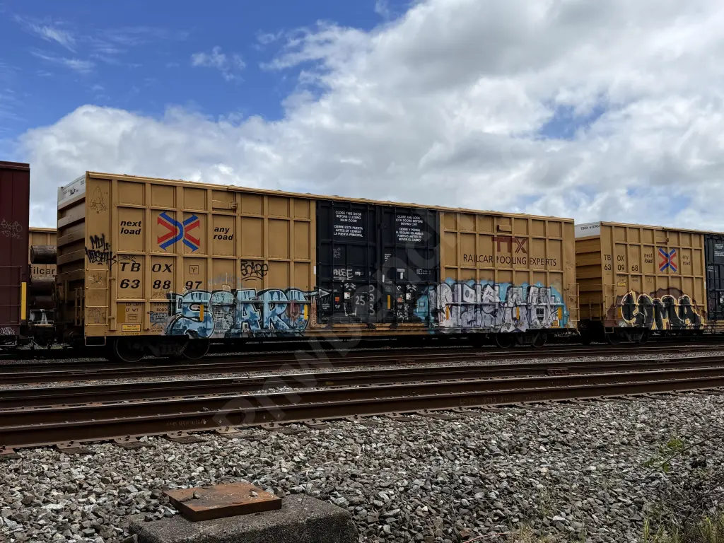 TBOX638897 - NORTH-AMERICA