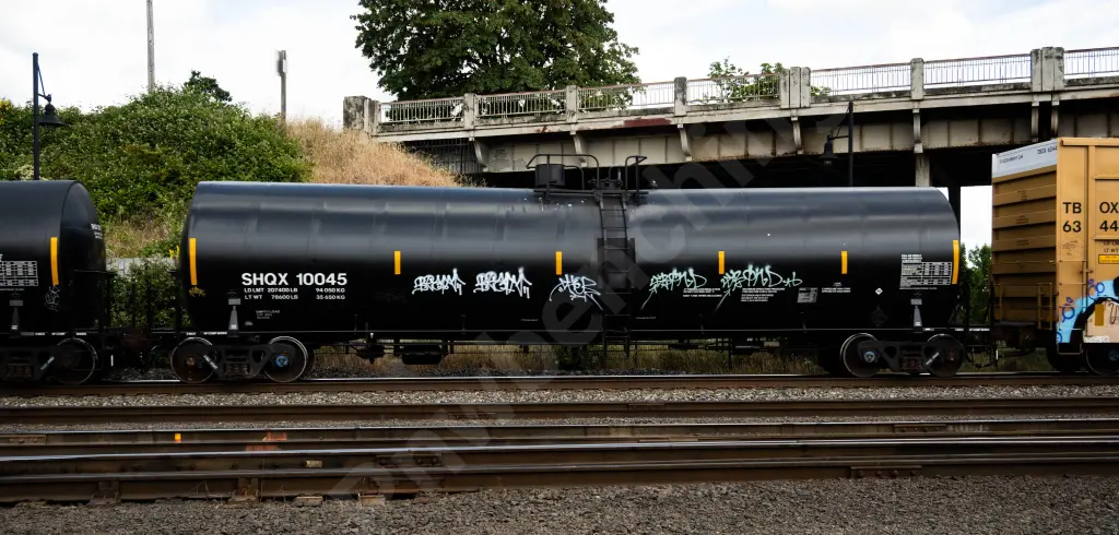 SHQX10045 - NORTH-AMERICA