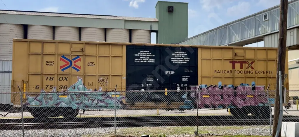 TBOX675364 - NORTH-AMERICA