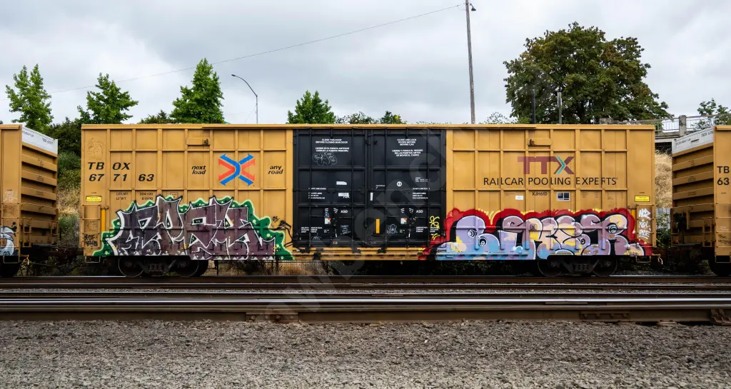 TBOX677163 - NORTH-AMERICA