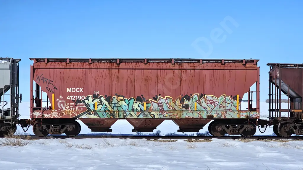 MOCX412190 - NORTH-AMERICA