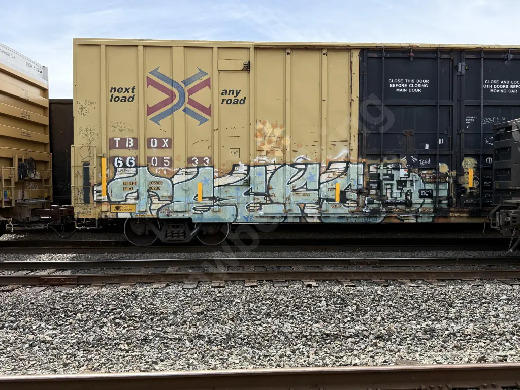 TBOX660533 - NORTH-AMERICA