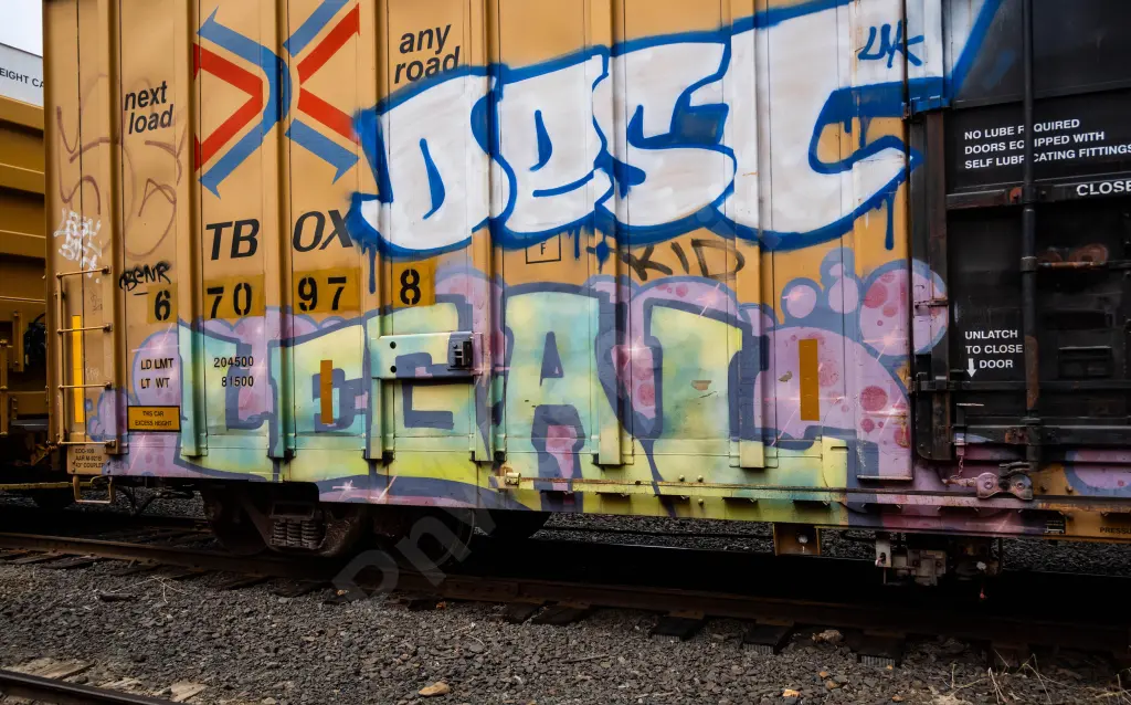 TBOX670978 - NORTH-AMERICA