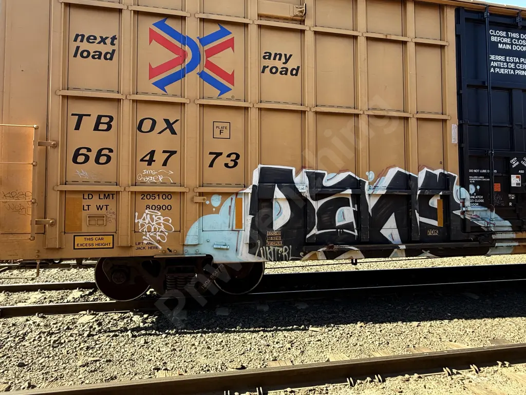 TBOX664773 - NORTH-AMERICA