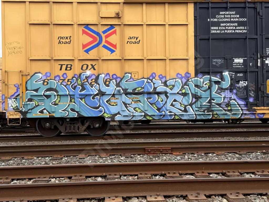 TBOX675226 - NORTH-AMERICA