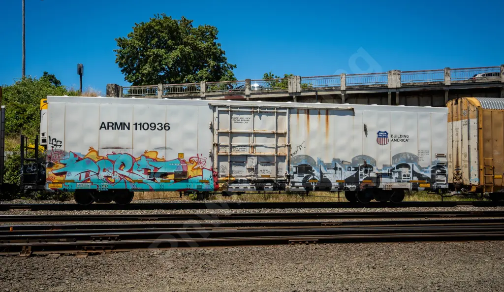 ARMN110936 - NORTH-AMERICA