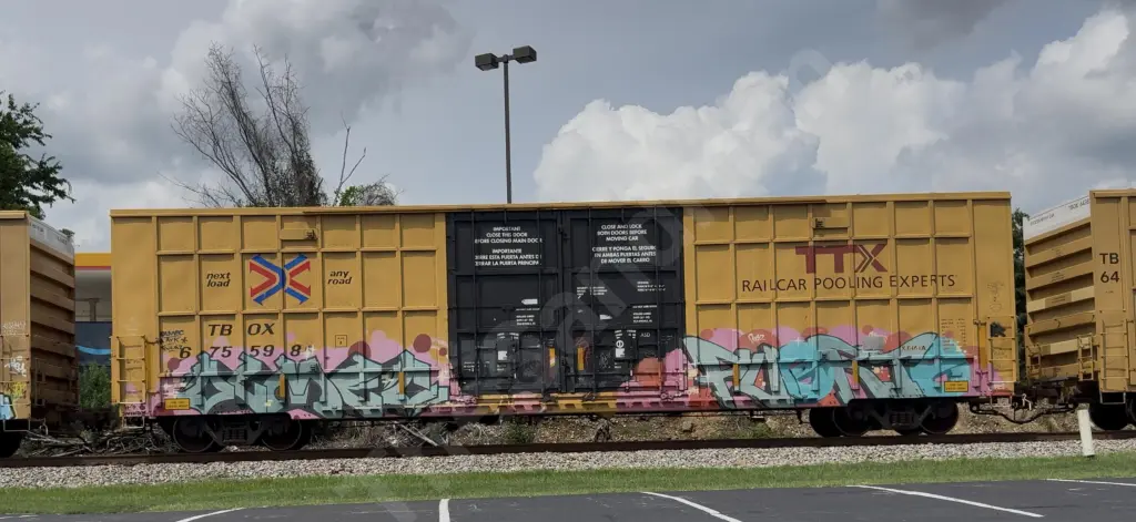 TBOX675598 - NORTH-AMERICA