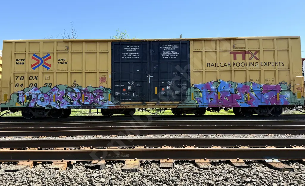 TBOX640858 - NORTH-AMERICA