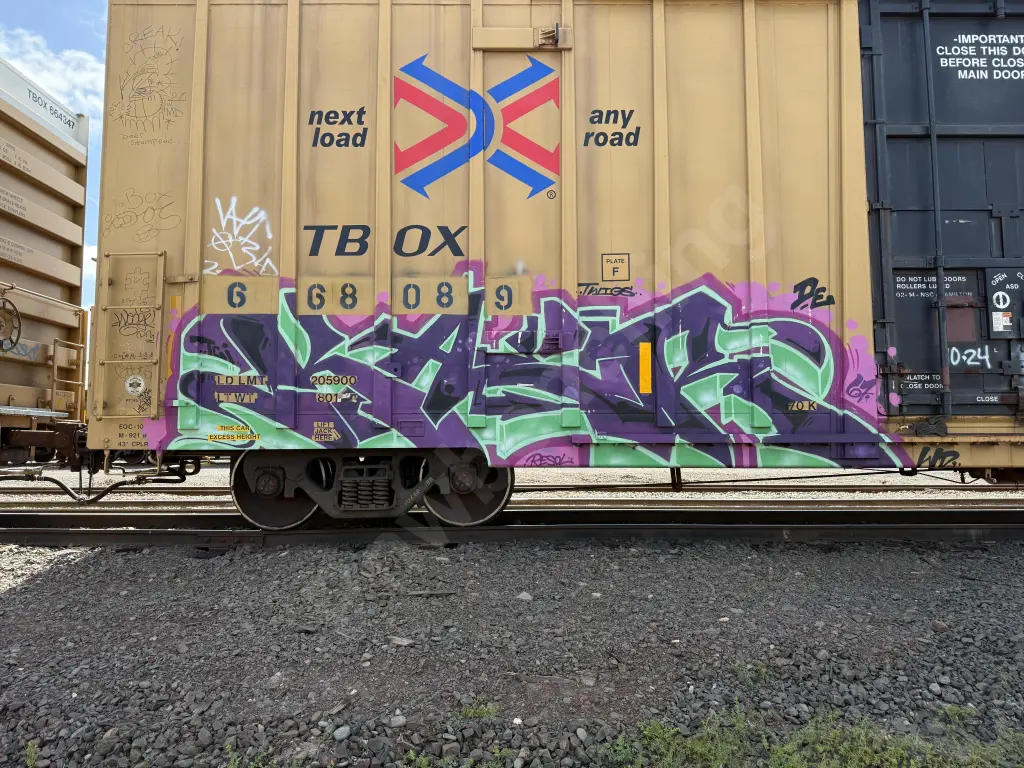 TBOX668089 - NORTH-AMERICA
