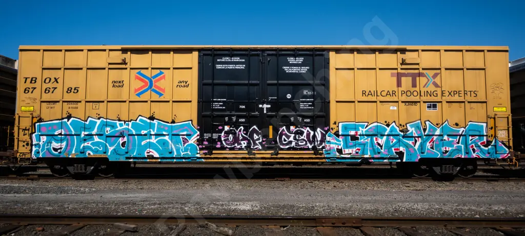 TBOX676785 - NORTH-AMERICA