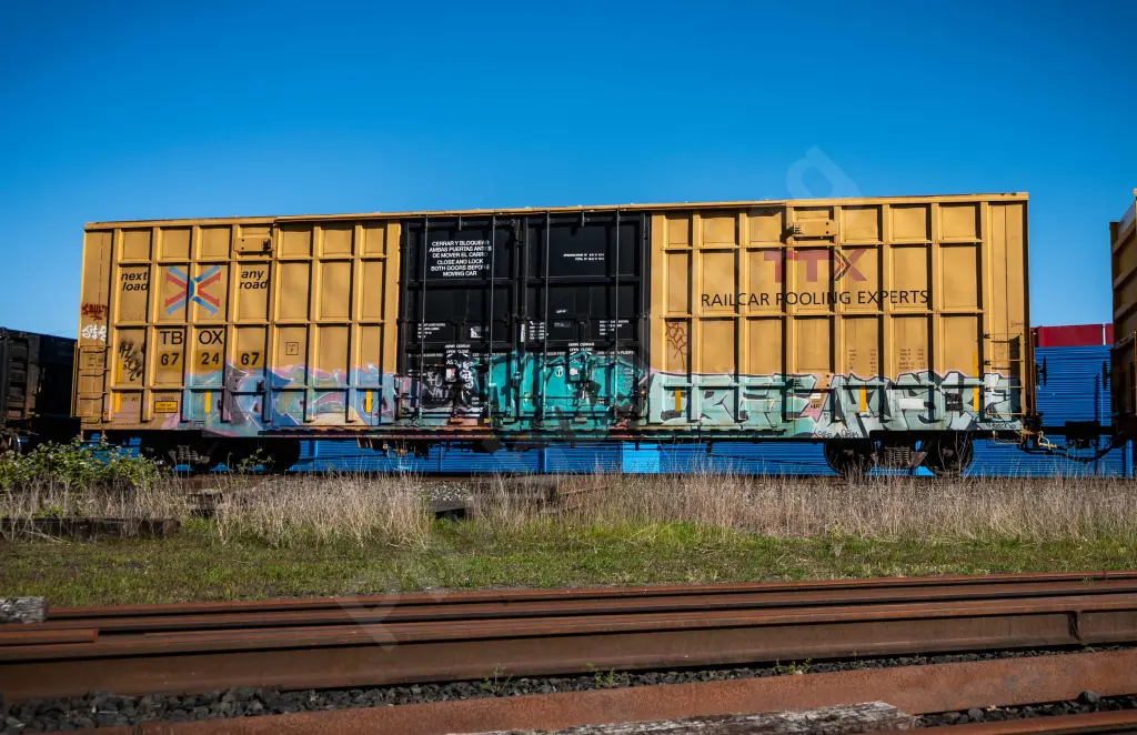 TBOX672467 - NORTH-AMERICA