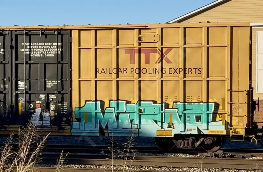 TBOX673832 - NORTH-AMERICA