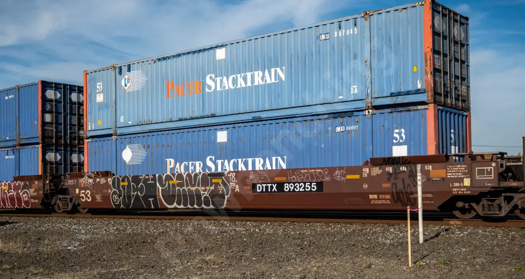 DTTX893255 - NORTH-AMERICA