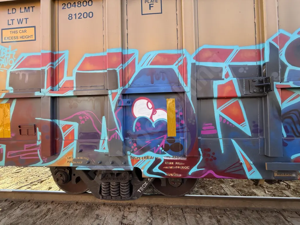 TBOX634872 - NORTH-AMERICA