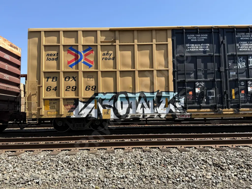 TBOX642969 - NORTH-AMERICA