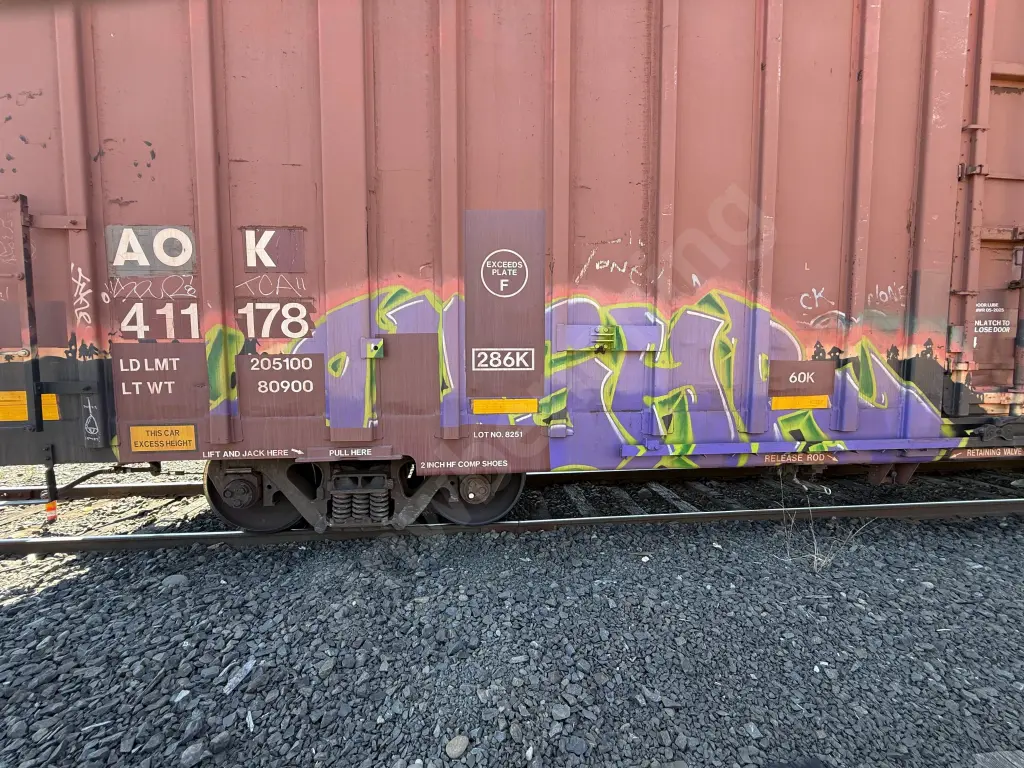 AOK411178 - NORTH-AMERICA