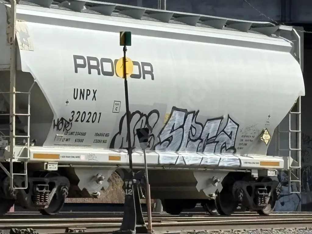 UNPX320201 - NORTH-AMERICA