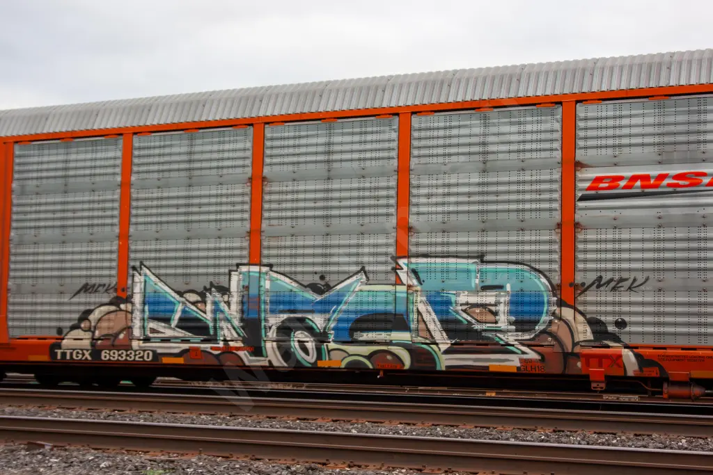 TTGX693320 - NORTH-AMERICA