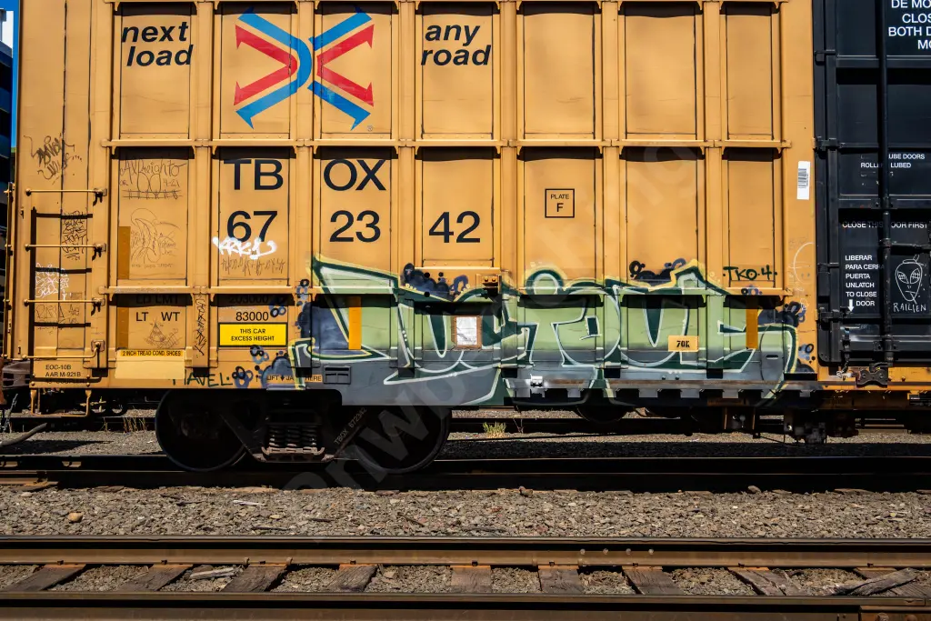 TBOX672342 - NORTH-AMERICA