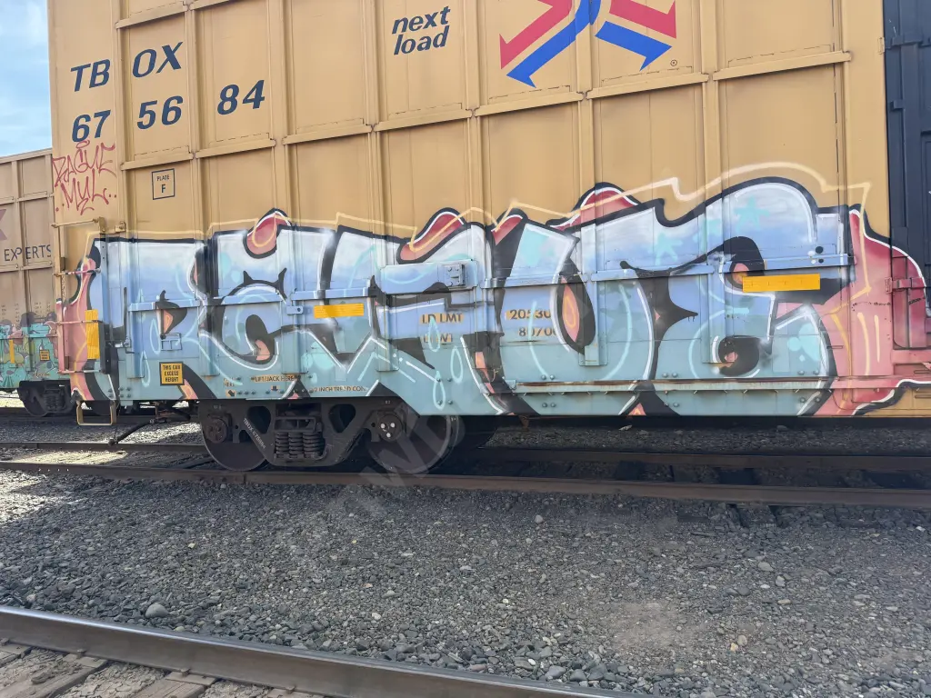 TBOX675684 - NORTH-AMERICA