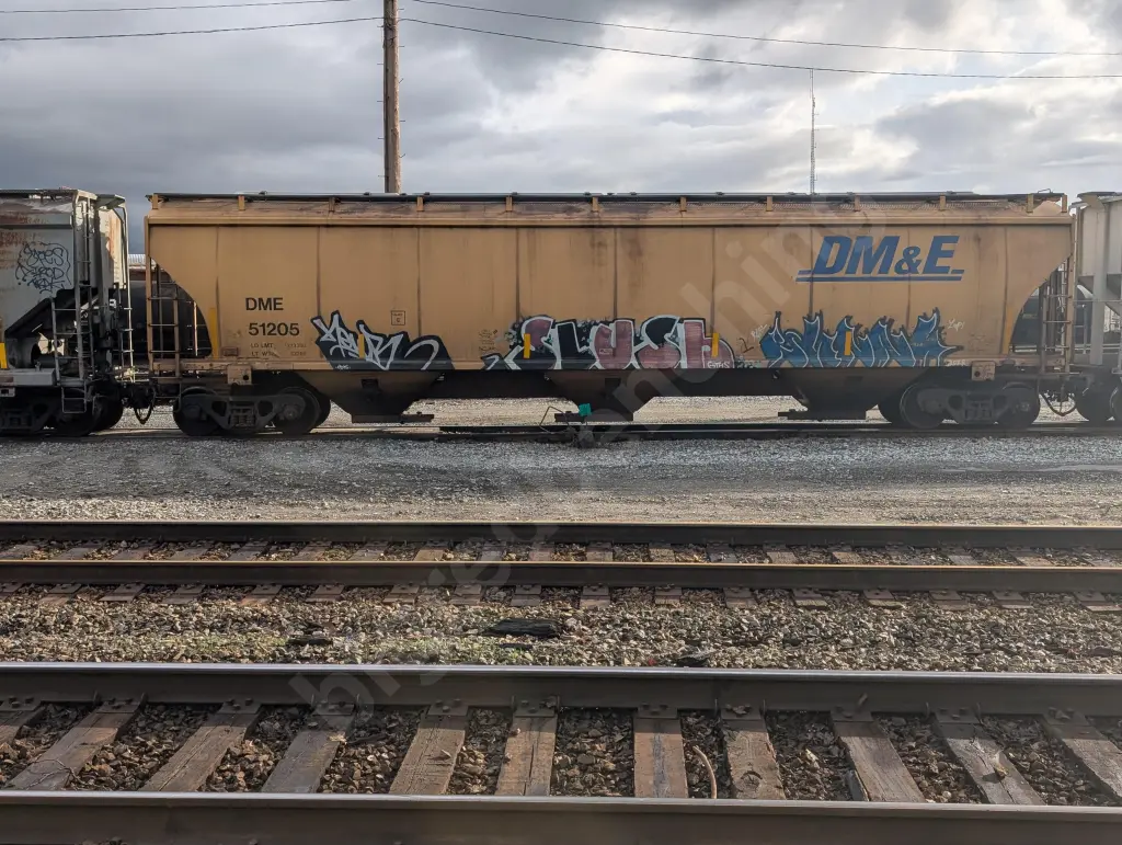 DME51205 - NORTH-AMERICA