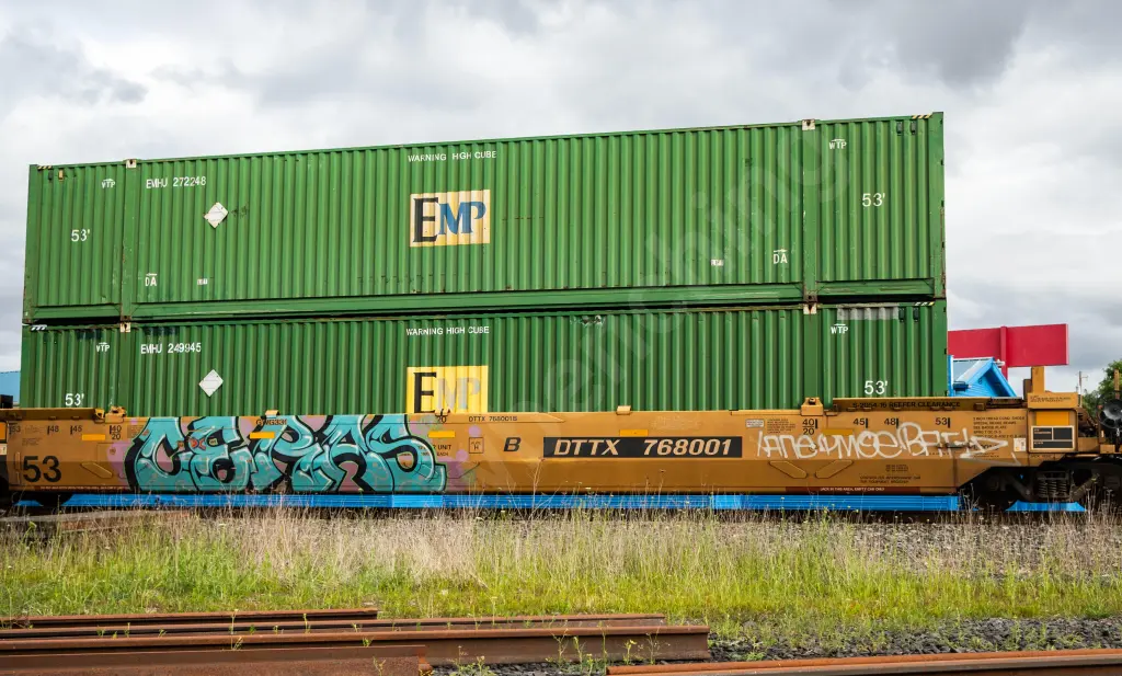 DTTX768001 - NORTH-AMERICA
